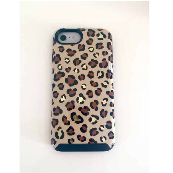 Vera Bradley Accessories - NWT Vera Bradley Leopard Hybrid Phone Case
